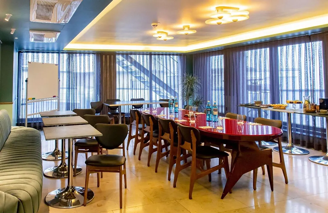 MUZE Hotel Dusseldorf - Handwritten Collection-1